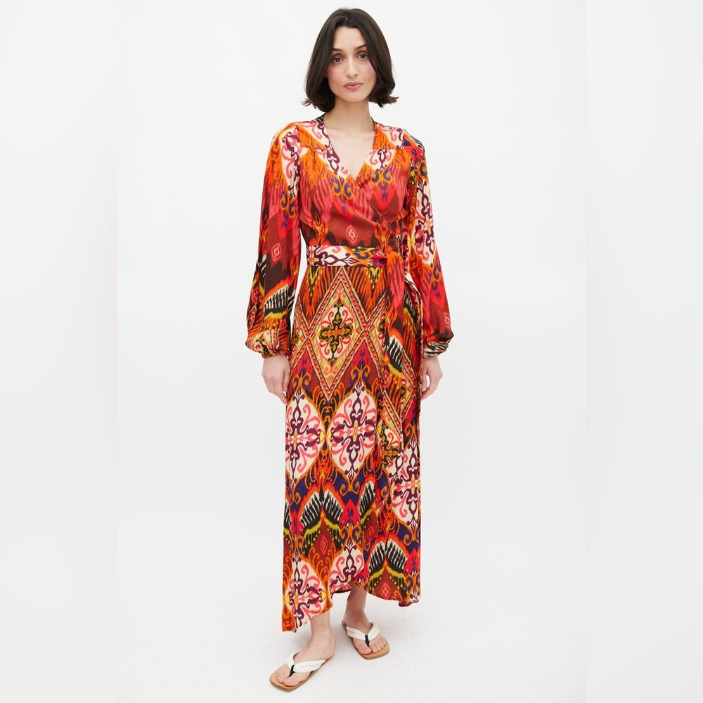 Smythe Hostess Wrap Dress Red & Multi Ikat Printed
Medium NWT
